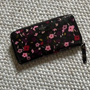 Kate Spade floral clutch